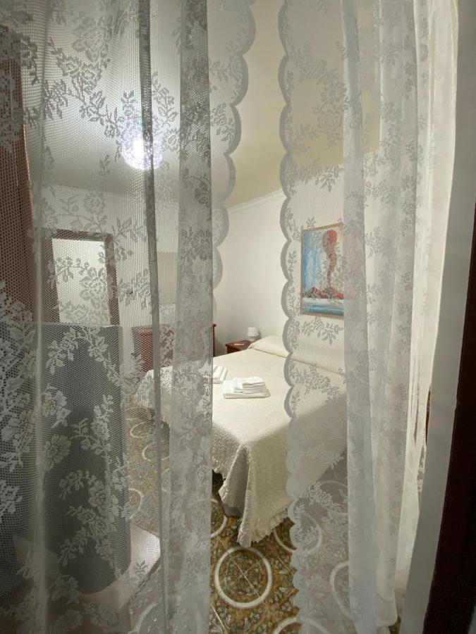 Quartieri Spagnoli Homecasa Vacanze Naples Luaran gambar