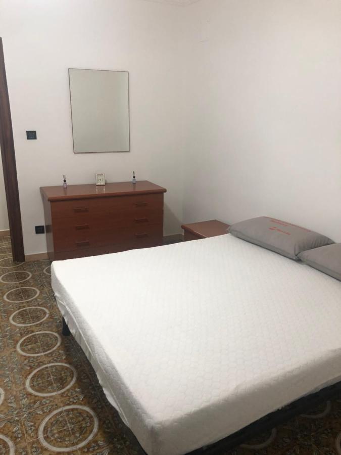 Quartieri Spagnoli Homecasa Vacanze Naples Luaran gambar