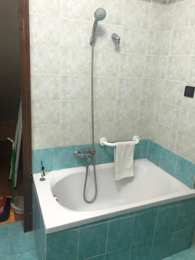 Quartieri Spagnoli Homecasa Vacanze Naples Luaran gambar